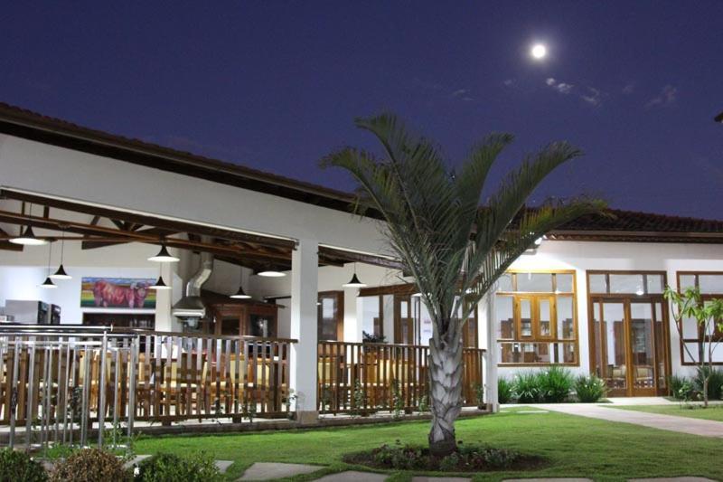 Pousada Vila Americana เบโลโอรีซอนชี ภายนอก รูปภาพ